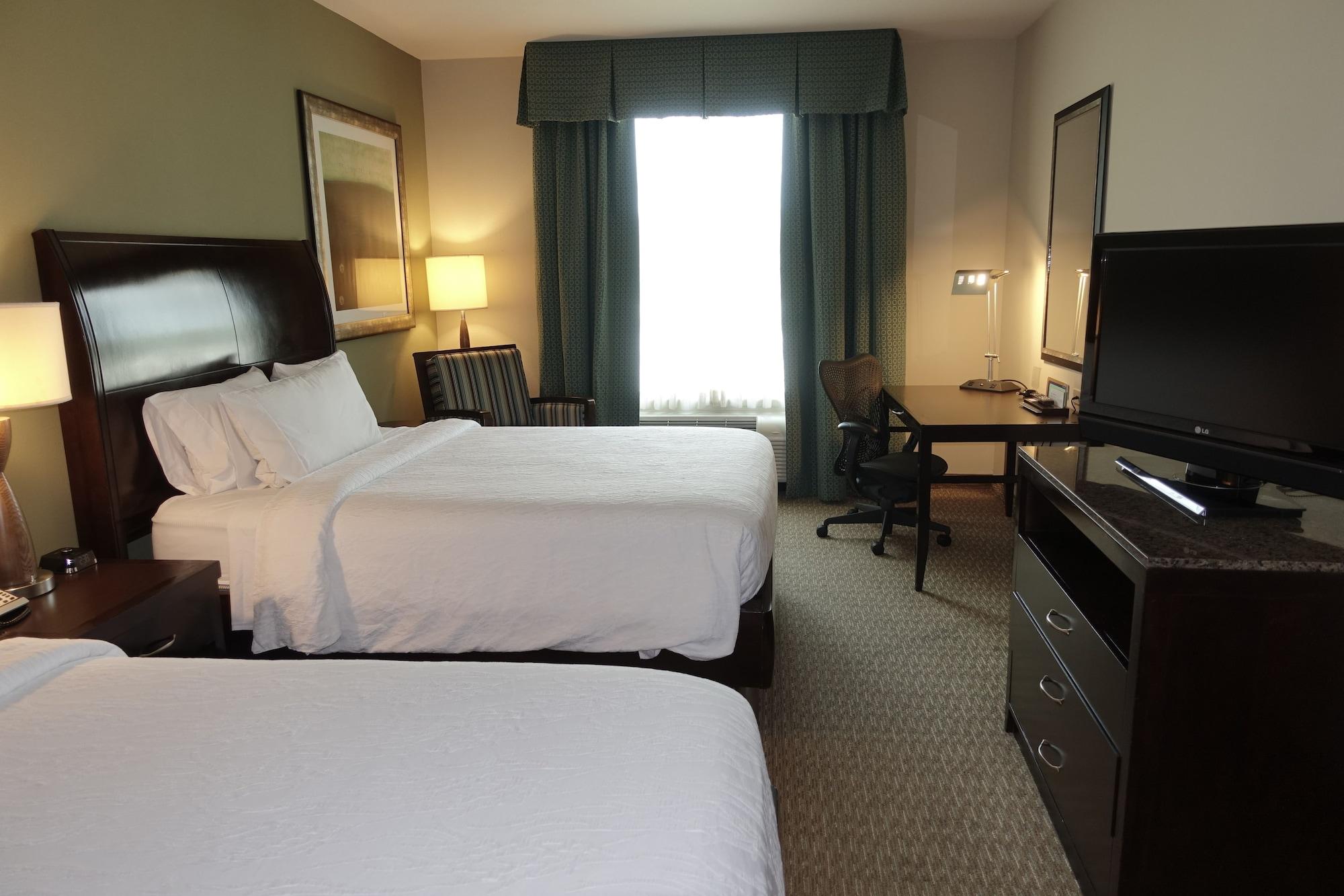 Hilton Garden Houston-pearland 3*