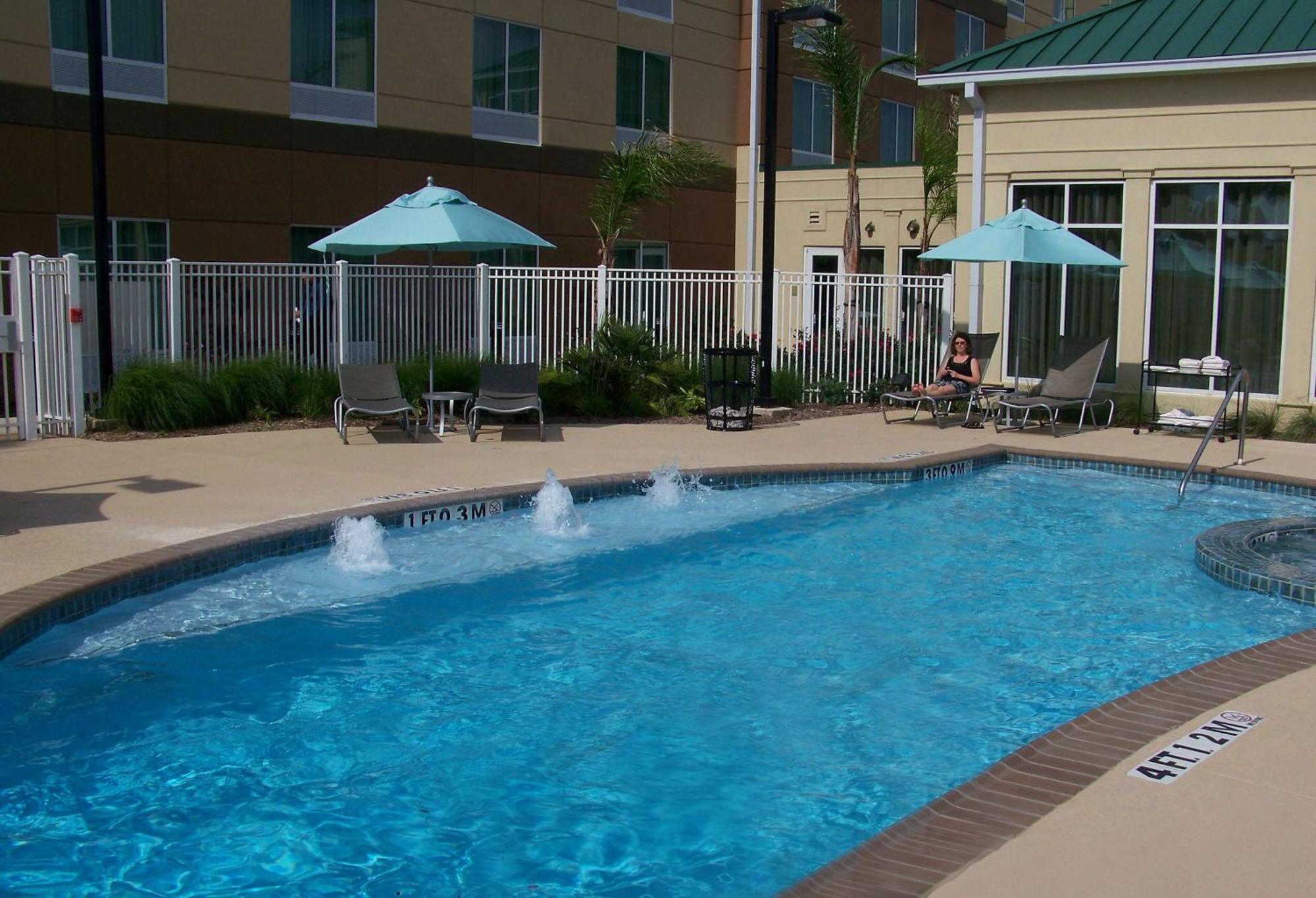 Hilton Garden Houston-pearland 3*